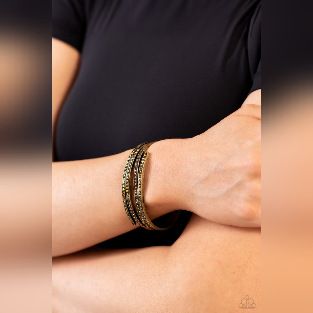 Curved Lines Brass Bracelet